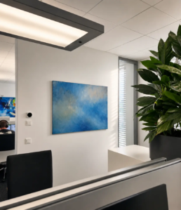 stilvolles Gemälde am Arbeitsplatz